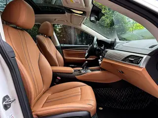 BMW 6 Series GT 2019 630i Luxury Design Set interior photo 16