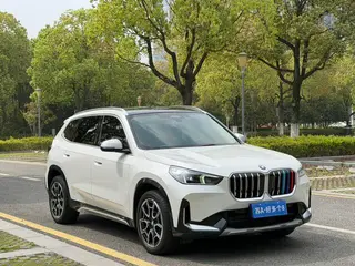 BMW X1 2023 sDrive25Li X Traje de diseño exterior foto 3 BMW X1 2023 sDrive25Li X Traje de diseño exterior foto 3