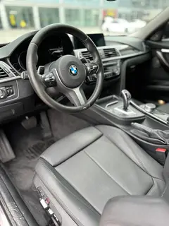 BMW 3 Series 2019 320Li M Sports Obsidian Night Edition exterior photo 9