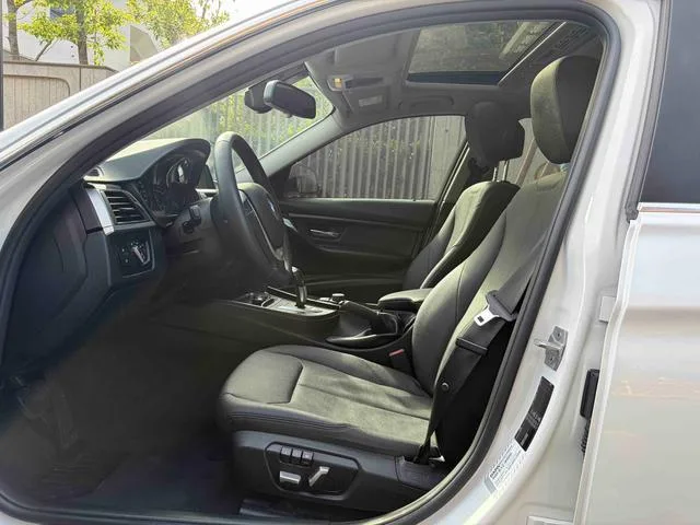 BMW 3 Series 2017 320Li Estilo de moda exterior foto 5 BMW 3 Series 2017 320Li Estilo de moda exterior foto 5