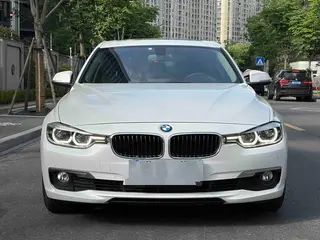 BMW 3 Series 2017 320Li Estilo de moda interior foto 17 BMW 3 Series 2017 320Li Estilo de moda interior foto 17