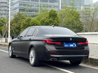 BMW 5 Series 2021 525Li Ensemble de luxe extérieur photo 5