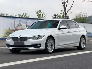 BMW 3 Series 2018 320Li Style tendance