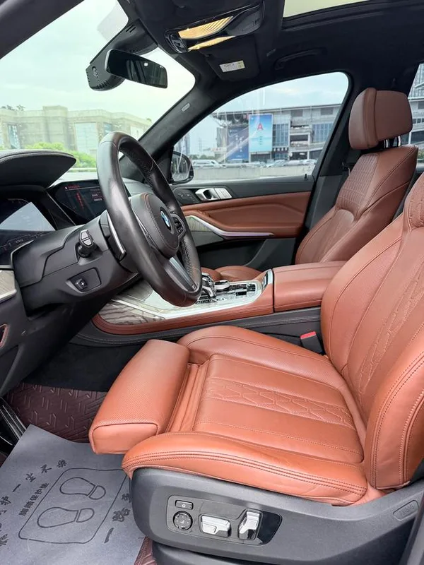 BMW X7 2020 xDrive40i Premium Class M Sports suit exterior photo 5