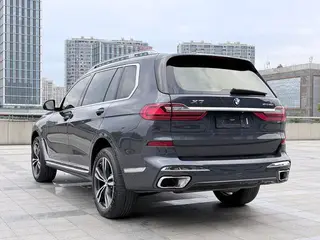 BMW X7 2020 xDrive40i Premium Class M Sports suit interior photo 13