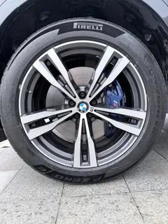 BMW X7 2020 xDrive40i Premium Class M Sports suit interior photo 17