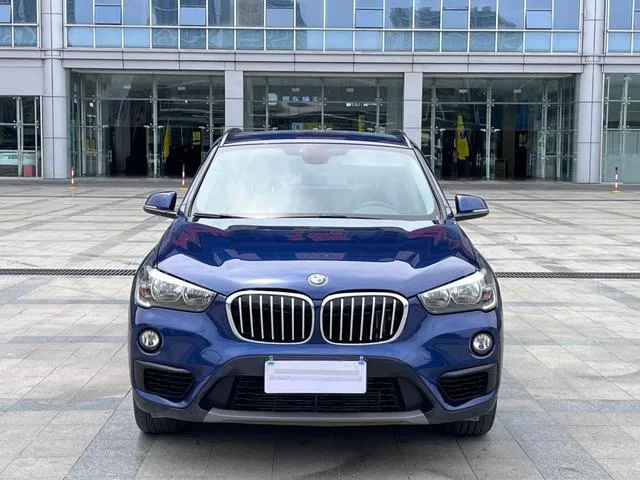 BMW X1 2016 sDrive18Li Estilo de moda exterior foto 2
