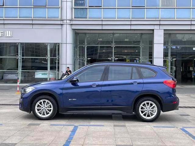 BMW X1 2016 sDrive18Li Estilo de moda exterior foto 4