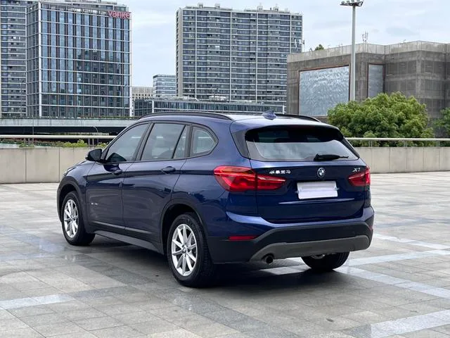BMW X1 2016 sDrive18Li Estilo de moda interior foto 14