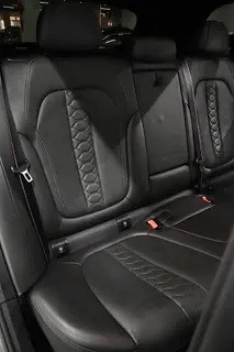 BMW X5 M 2020 X5 M interior photo 19 BMW X5 M 2020 X5 M interior photo 19