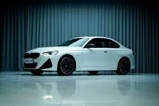 BMW 2 Series 2025 M240i xDrive Coupé