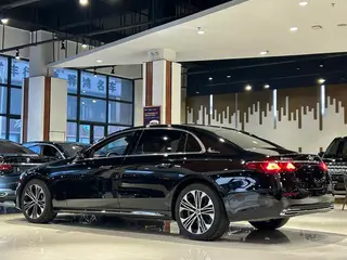 Mercedes-Benz E-Class 2025 Restyling E 300 L Luxury type Passenger car interior photo 17 Mercedes-Benz E-Class 2025 Restyling E 300 L Luxury type Passenger car interior photo 17