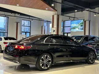 Mercedes-Benz E-Class 2025 Restyling E 300 L Luxury type Passenger car interior photo 19 Mercedes-Benz E-Class 2025 Restyling E 300 L Luxury type Passenger car interior photo 19