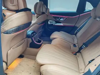 Mercedes-Benz E-Class 2025 E 300 L Luxury type Passenger car interior photo 13 Mercedes-Benz E-Class 2025 E 300 L Luxury type Passenger car interior photo 13