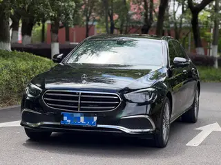 Mercedes-Benz E-Class 2022 Three changes E 300 L Fashionable Passenger car exterior photo 1 Mercedes-Benz E-Class 2022 Three changes E 300 L Fashionable Passenger car exterior photo 1