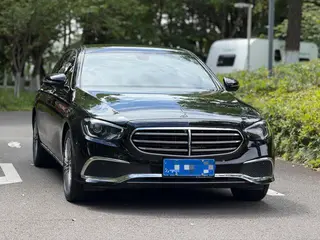 Mercedes-Benz E-Class 2022 Three changes E 300 L Fashionable Passenger car exterior photo 3 Mercedes-Benz E-Class 2022 Three changes E 300 L Fashionable Passenger car exterior photo 3