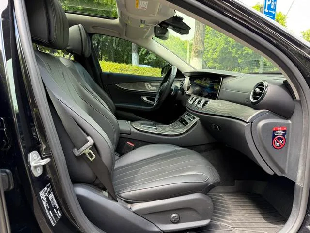 Mercedes-Benz E-Class 2022 Three changes E 300 L Fashionable Passenger car exterior photo 7 Mercedes-Benz E-Class 2022 Three changes E 300 L Fashionable Passenger car exterior photo 7