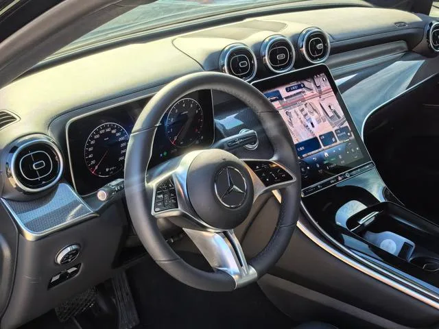 Mercedes-Benz GLC 2025 GLC 260 L 4MATIC Dynamic 5 seat interior photo 14 Mercedes-Benz GLC 2025 GLC 260 L 4MATIC Dynamic 5 seat interior photo 14