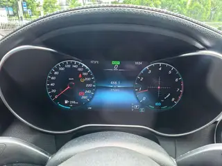 Mercedes-Benz C-Class 2021 C 260 L Sports version interior photo 18 Mercedes-Benz C-Class 2021 C 260 L Sports version interior photo 18