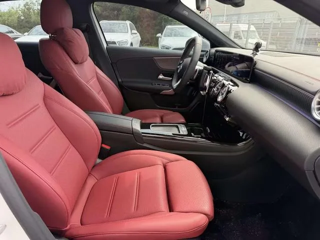 Mercedes-Benz A-Class 2025 A 200 L Fashion Edition exterior photo 5