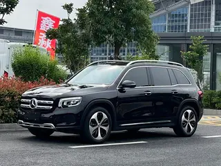 Mercedes-Benz GLB 2023 GLB 220 Fashionable exterior photo 1 Mercedes-Benz GLB 2023 GLB 220 Fashionable exterior photo 1