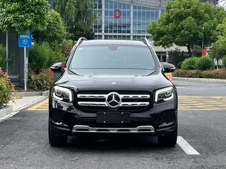 Mercedes-Benz GLB 2023 GLB 220 Fashionable exterior photo 2 Mercedes-Benz GLB 2023 GLB 220 Fashionable exterior photo 2