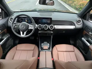 Mercedes-Benz GLB 2023 GLB 220 Fashionable interior photo 13 Mercedes-Benz GLB 2023 GLB 220 Fashionable interior photo 13