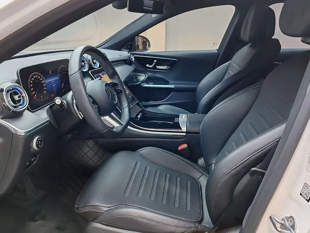Mercedes-Benz C-Class 2022 C 260 L Hao Night Sports Edition interior photo 16 Mercedes-Benz C-Class 2022 C 260 L Hao Night Sports Edition interior photo 16