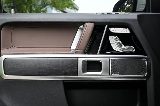Mercedes-Benz G-Class 2023 G 350 interior photo 13