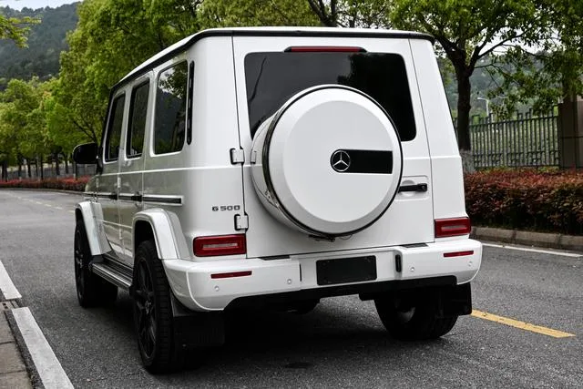 Mercedes-Benz G-Class 2023 G 350 interior photo 16