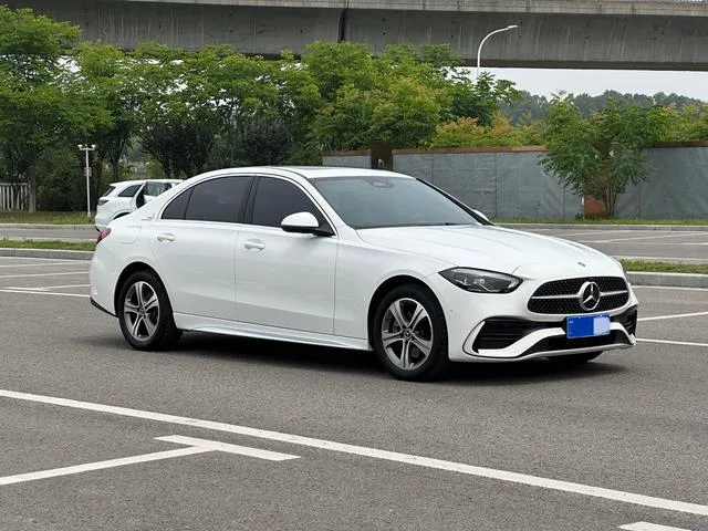 Mercedes-Benz C-Class 2022 C 200 L Sports version exterior photo 3 Mercedes-Benz C-Class 2022 C 200 L Sports version exterior photo 3