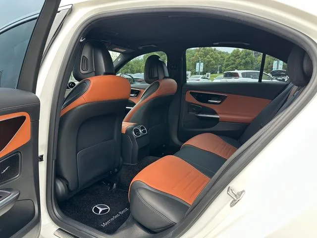 Mercedes-Benz C-Class 2022 C 200 L Sports version exterior photo 10 Mercedes-Benz C-Class 2022 C 200 L Sports version exterior photo 10