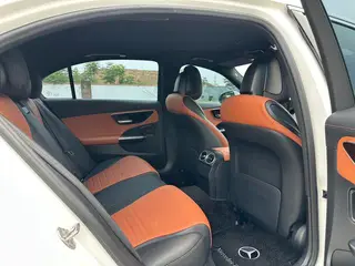Mercedes-Benz C-Class 2022 C 200 L Sports version interior photo 15 Mercedes-Benz C-Class 2022 C 200 L Sports version interior photo 15