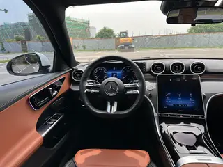 Mercedes-Benz C-Class 2022 C 200 L Sports version interior photo 16 Mercedes-Benz C-Class 2022 C 200 L Sports version interior photo 16