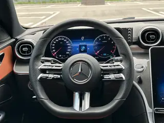 Mercedes-Benz C-Class 2022 C 200 L Sports version interior photo 17 Mercedes-Benz C-Class 2022 C 200 L Sports version interior photo 17