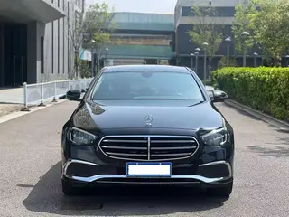 Mercedes-Benz E-Class 2023 E 300 L Fashionable Passenger car exterior photo 2 Mercedes-Benz E-Class 2023 E 300 L Fashionable Passenger car exterior photo 2