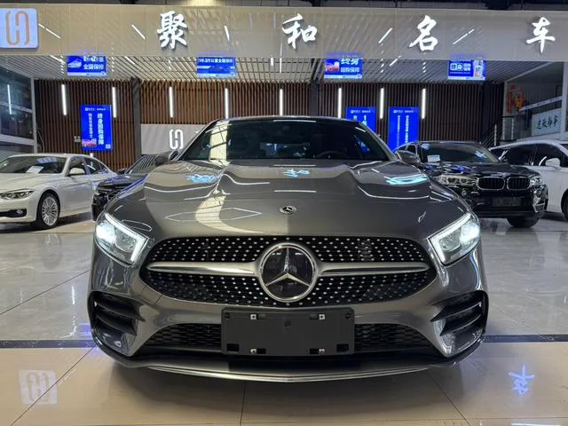 Mercedes-Benz A-Class 2022 Second change A 200 L Sport Sedan Fashion Edition exterior photo 2 Mercedes-Benz A-Class 2022 Second change A 200 L Sport Sedan Fashion Edition exterior photo 2