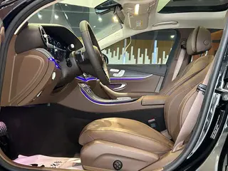 Mercedes-Benz E-Class 2022 Three changes E 300 L Luxury type Passenger car exterior photo 5