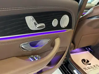 Mercedes-Benz E-Class 2022 Three changes E 300 L Luxury type Passenger car interior photo 13