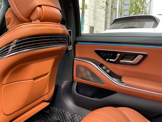 Mercedes-Benz S-Class 2023 S 450 L 4MATIC intérieur photo 15 Mercedes-Benz S-Class 2023 S 450 L 4MATIC intérieur photo 15