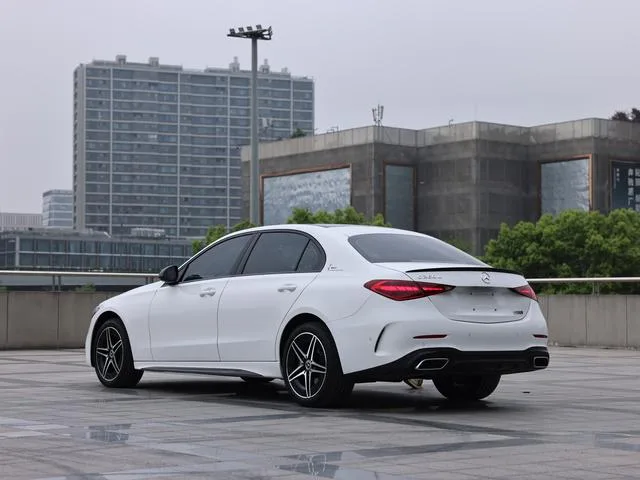 Mercedes-Benz C-Class 2024 C 260 L Hao Night Sports Edition exterior photo 4