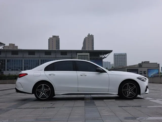 Mercedes-Benz C-Class 2024 C 260 L Hao Night Sports Edition exterior photo 7