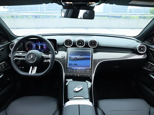 Mercedes-Benz C-Class 2024 C 260 L Hao Night Sports Edition interior photo 14