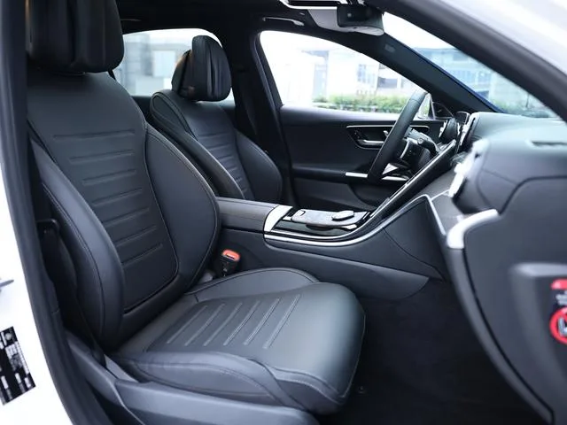 Mercedes-Benz C-Class 2024 C 260 L Hao Night Sports Edition interior photo 16