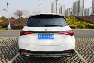 Mercedes-Benz GLC 2023 GLC 260 L 4MATIC Luxury type 5 seat exterior photo 7