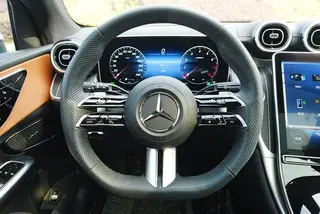 Mercedes-Benz GLC 2023 GLC 260 L 4MATIC Luxury type 5 seat interior photo 19