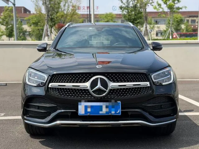 Mercedes-Benz GLC 2022 Restyling GLC 300 L 4MATIC Luxury type exterior photo 2 Mercedes-Benz GLC 2022 Restyling GLC 300 L 4MATIC Luxury type exterior photo 2