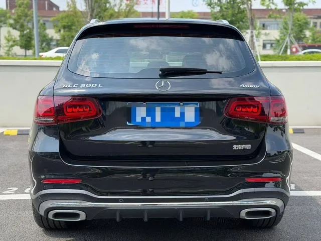 Mercedes-Benz GLC 2022 Restyling GLC 300 L 4MATIC Luxury type interior photo 9 Mercedes-Benz GLC 2022 Restyling GLC 300 L 4MATIC Luxury type interior photo 9
