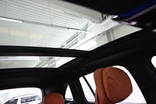Mercedes-Benz GLC 2023 Restyling GLC 300 L 4MATIC Dynamic 5 seat interior photo 13 Mercedes-Benz GLC 2023 Restyling GLC 300 L 4MATIC Dynamic 5 seat interior photo 13