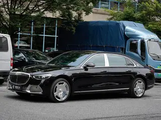 Mercedes-Benz Mercedes-Maybach S-Class 2024 Restyling S 480 4MATIC exterior photo 1